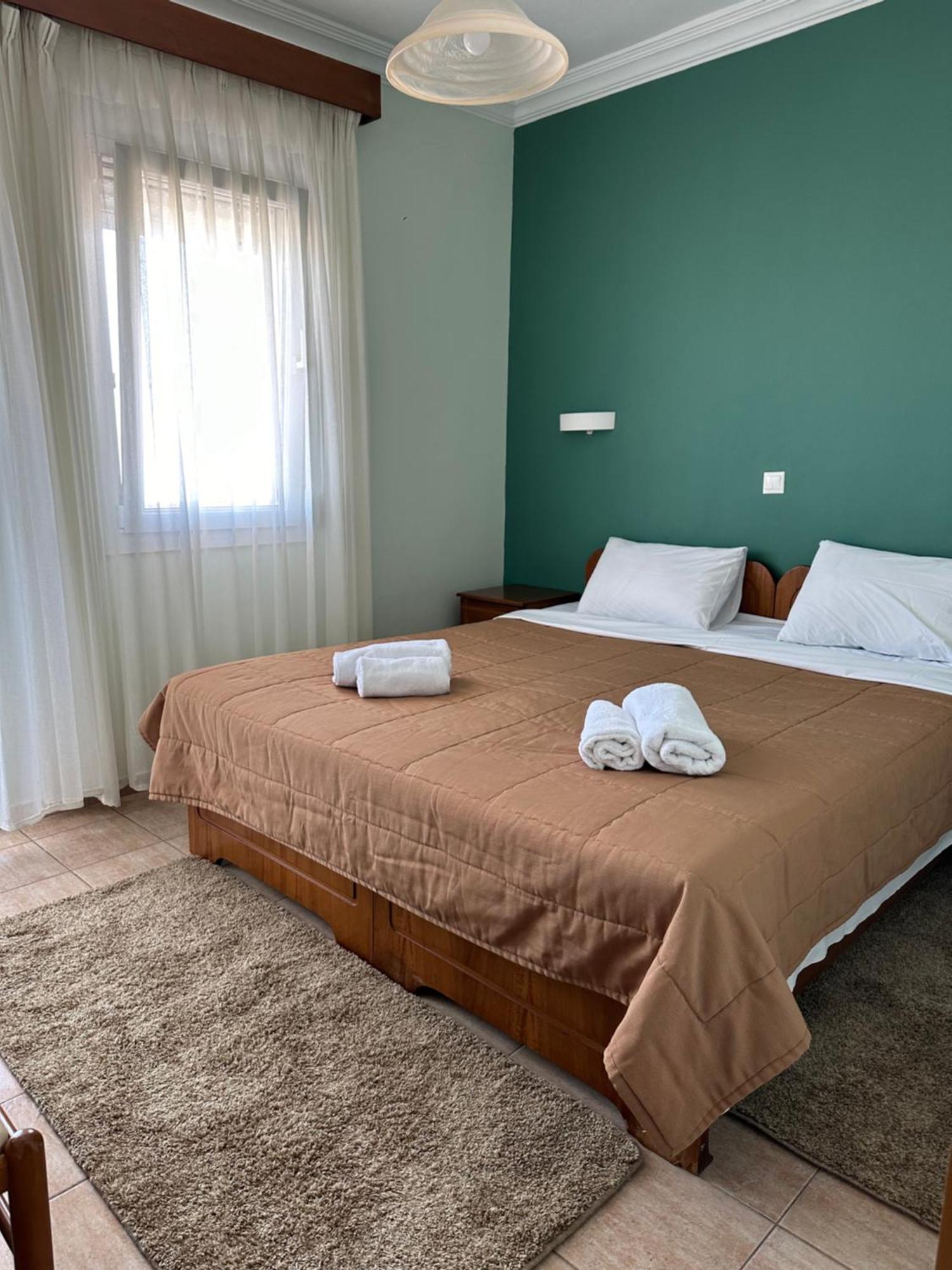 Hotel Anemos Agía Triáda Esterno foto